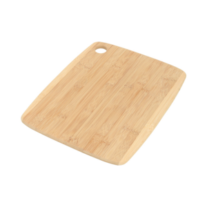 HO-112, Tabla para cortar de madera con orificio en parte superior.