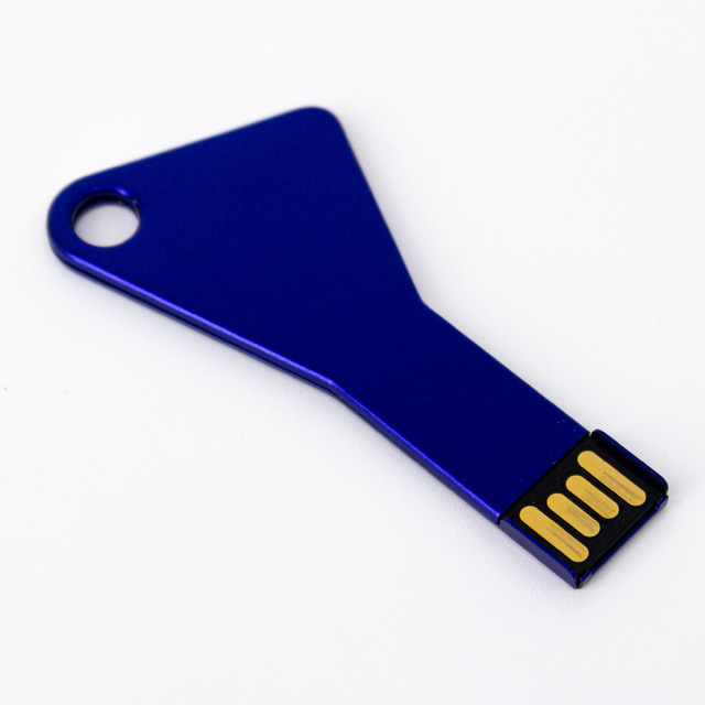 USB042, MEMORIA USB LLAVE TRIANGULAR
INCLUYE CORDÓN
Memoria USB LLAVE TRIANGULAR metálica.

Incluye cordón para cuello. Capacidad 4 GB.

También disponible en: